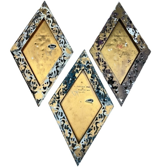 Vintage MCM Syroco Key & Violin Wall Plaques - Set of 3 (13”x8”) - Picture 4 of 9